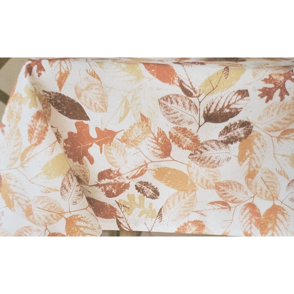 1 Printed Fabric Tablecloth,60